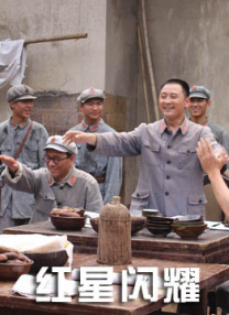 《古驰》曝片场照！